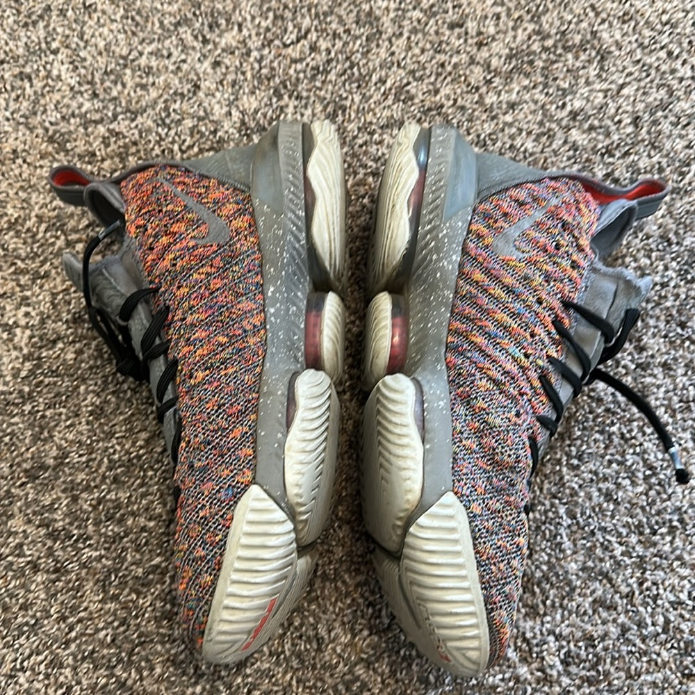 Lebron 16 20 20 Men’s Size 9 - Picture 3 of 7